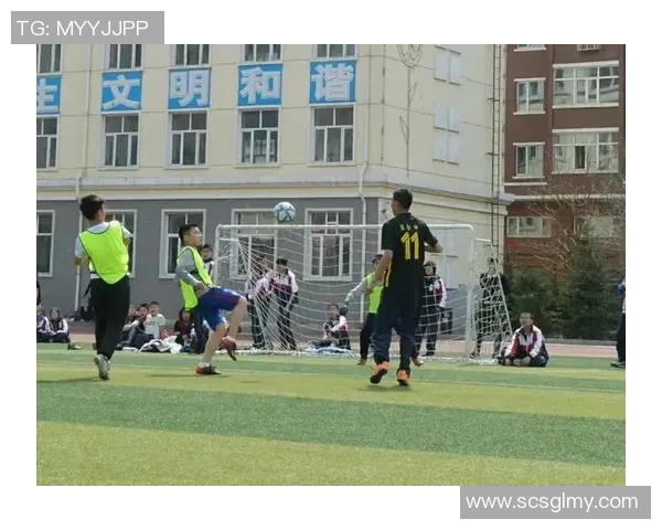 足球明星男性手相解析与图片展示揭示他们的性格与命运特征