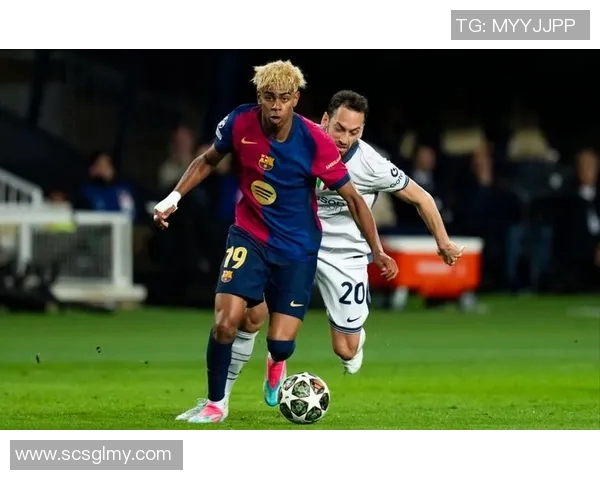 全球巴巴足球明星排名榜最新图片揭晓引发热议与关注